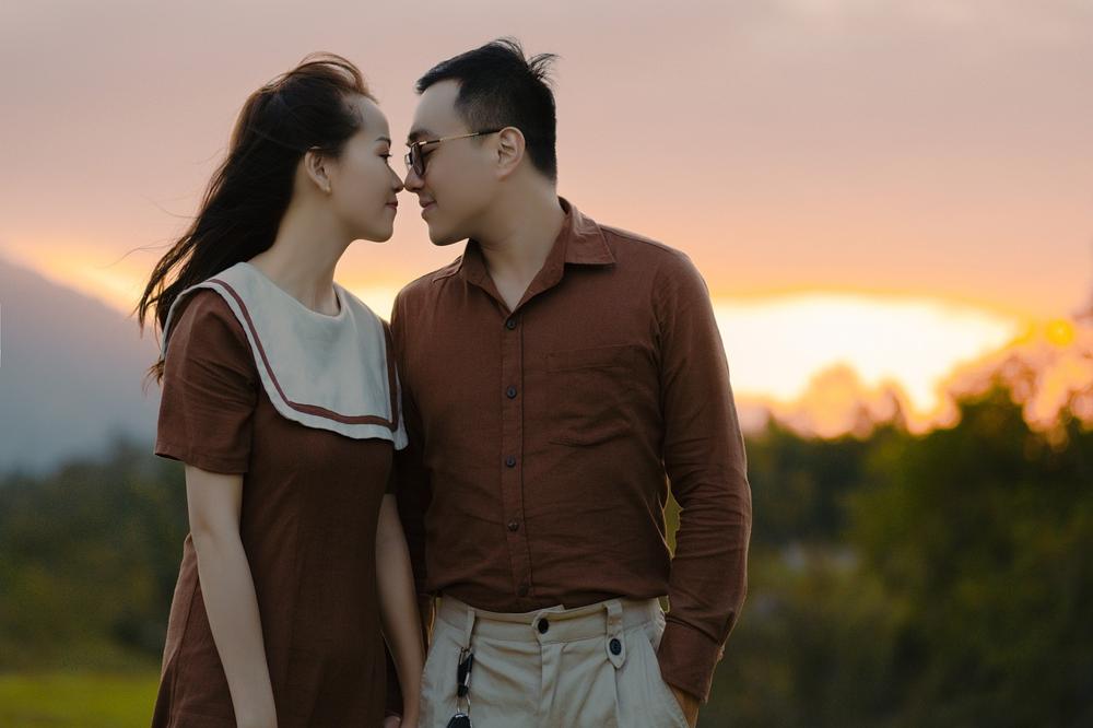 Scenic couple